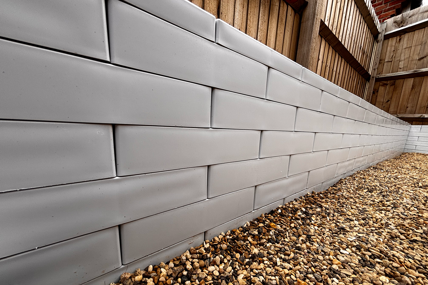 PolyBrick Modular Building Blocks - Recycled plastic wall